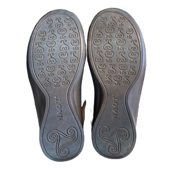 Sz10 (euro 41) Naot Cymbal Gladiator Sandal in Antique Gold GUC - Picture 11 of 16